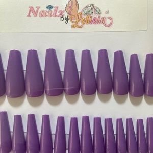 Press on nails purple set